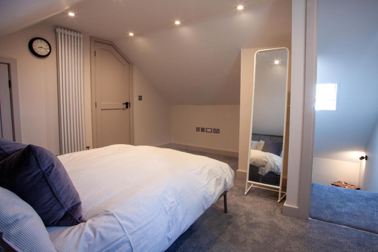 Oxford Street Grand Apartment- Free Evening Parking 南安普敦 外观 照片